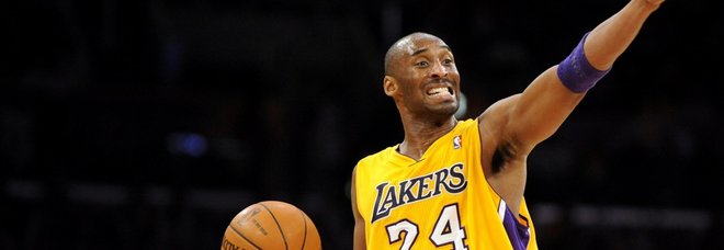 Kobe Bryant, il Washington Post reintegra la giornalista che twittò l'articolo del presunto stupro Kobe Bryant, il Washington Post reintegra la giornalista che twittò l'articolo del presunto stupro