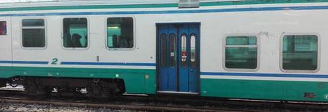 Ferrovie, cede una linea elettrica nel Padovano: ritardi fino a 100 minuti Ferrovie, cede una linea elettrica nel Padovano: ritardi fino a 100 minuti