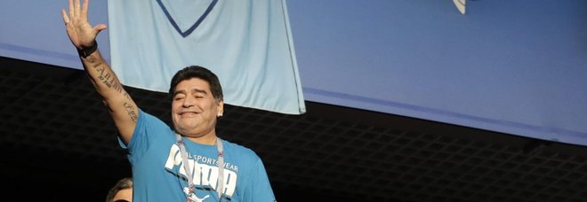 L'accusa di Maradona: «Mafia immigrati rinforza le Nazionali»