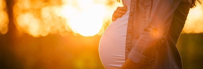 Bimba di 10 anni stuprata dal fratello di 15: resta incinta, la madre si accorge di tutto all'ottavo mese di gravidanza