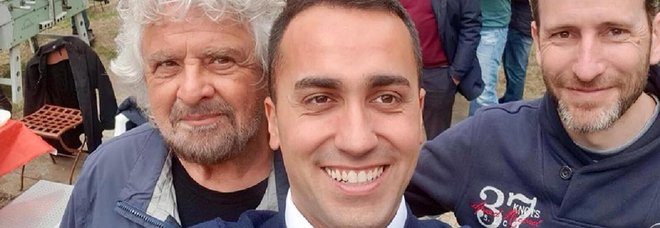 M5S, al via il voto on line: Di Maio: «Buon voto a tutti» M5S, al via il voto on line: Di Maio: «Buon voto a tutti»