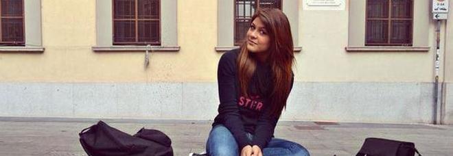 Carolina Picchio, suicida a 14 anni per colpa dei bulli. Il papà: «Ora aiuto i genitori a capire i rischi»