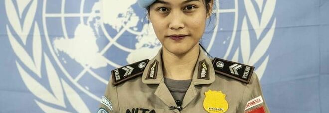 L'Onu ha premiato una giovane indonesiama «Poliziotta dell'anno» per il suo lavoro in Centrafrica