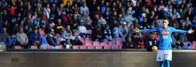 San Paolo, niente abbonamenti
Tifosi delusi: «Ci sarà da patire»