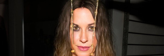 Alanis Morissette annuncia il tour europeo: 13 città e un'unica data in Italia