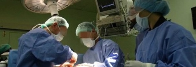 Trapianto di polmoni riuscito a Bergamo, nell'ospedale in prima linea nella lotta al coronavirus