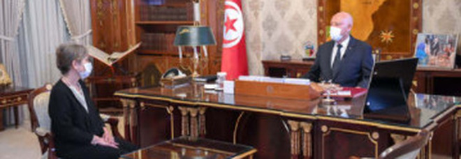 Nejla Bouden, la Tunisia ha una donna premier: è la prima volta nel mondo arabo
