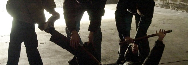 In 30 contro uno: identificata la baby gang che ha pestato un altro minorenne