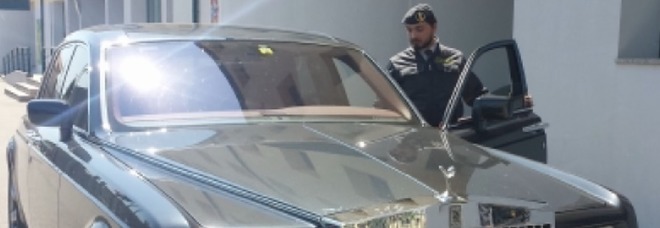 Auto di lusso, maxi truffa milionaria partita dal Friuli: 5 arresti Auto di lusso, maxi truffa milionaria partita dal Friuli: 5 arresti