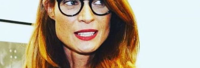 Jane Alexander preoccupata per il suo occhio: «Non guarisce» Jane Alexander preoccupata per il suo occhio: «Non guarisce»