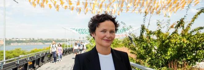 Cecilia Alemani è la nuova direttrice della Biennale Arte 2021: prima volta per una donna italiana