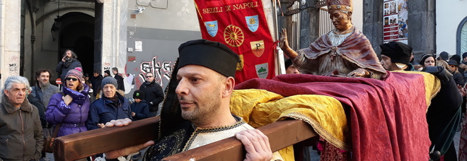 Napoli, la rievocazione storica del patto di San Gennaro Napoli, la rievocazione storica del patto di San Gennaro