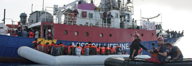 Migranti, l'Italia vuole superare Dublino. Ma a Bruxelles non c'è accordo tra i leader Ue Migranti, l'Italia vuole superare Dublino. Ma a Bruxelles non c'è accordo tra i leader Ue