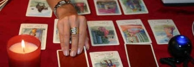 Cartomante nasconde al fisco 4 milioni. «Da una massaia versamenti di 300.000 euro» Cartomante nasconde al fisco 4 milioni. «Da una massaia versamenti di 300.000 euro»