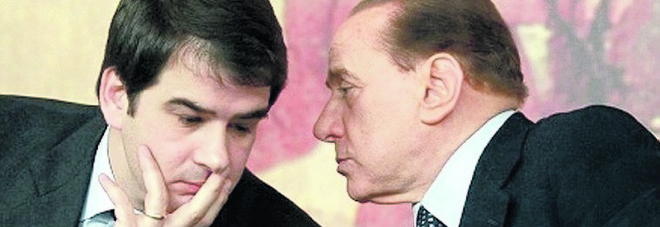 Al vaglio di Berlusconi gli ultimi nomi e i listini. Fitto insiste: sesto posto Al vaglio di Berlusconi gli ultimi nomi e i listini. Fitto insiste: sesto posto