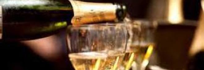Prosecco in lattina, maxisequestro su Alibaba per 50 milioni di euro Prosecco in lattina, maxisequestro su Alibaba per 50 milioni di euro