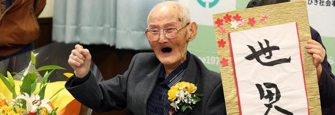 L'uomo più anziano del mondo ha 112 anni: è il giapponese Chitetsu Watanabe L'uomo più anziano del mondo ha 112 anni: è il giapponese Chitetsu Watanabe