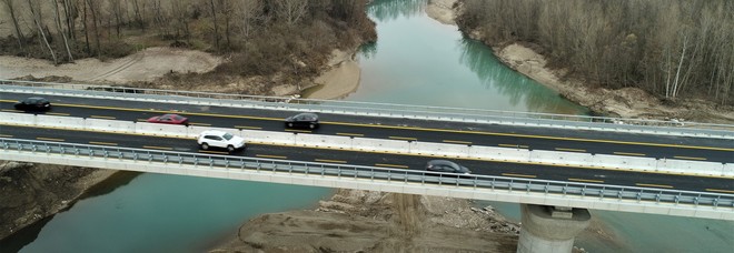 Il nuovo viadotto sul Tagliamento Il nuovo viadotto sul Tagliamento
