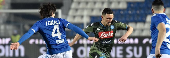 «Napoletani Coronavirus»: il coro dei tifosi del Brescia durante la partita con il Napoli