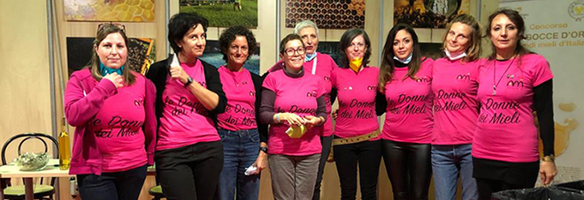 Il gruppo Donne dei Mieli (foto dal sito www.ambasciatorimieli.it)