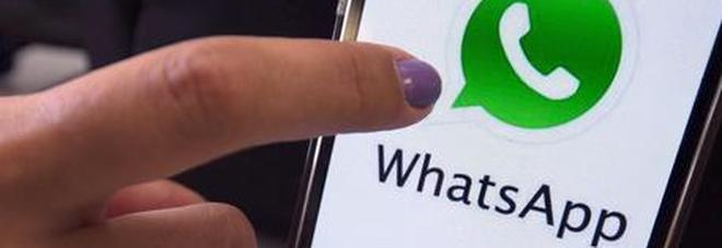 WhatsApp, occhio alla «truffa di San Valentino»: cos'è e come evitarla. I cinque consigli per la sicurezza