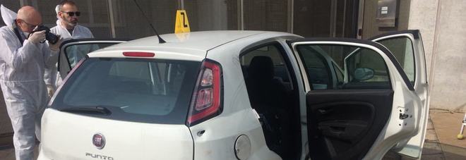 Le indagini sulla Fiat Punto di oggi a Montecchio Le indagini sulla Fiat Punto di oggi a Montecchio