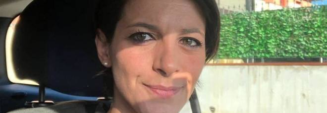 Deputata lascia il M5S e passa al Gruppo Misto: haters scatenati sui suoi profili social