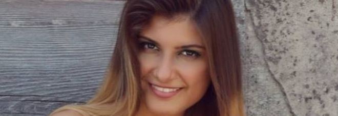 Genitori uccisi dal male in pochi mesi, Alice a 26 anni muore di crepacuore Genitori uccisi dal male in pochi mesi, Alice a 26 anni muore di crepacuore