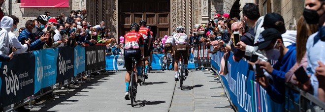 Giro d'Italia 2022, la corsa rosa partirà il 6 maggio da Budapest: ripreso il vecchio progetto tramontato per il Covid