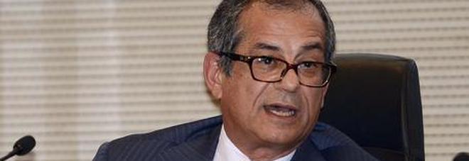 Tria: «Convinceremo i mercati con i fatti, niente finanza allegra» Tria: «Convinceremo i mercati con i fatti, niente finanza allegra»
