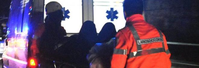 Serata di festa con gli amici, poi si sente male e muore a 37 anni Serata di festa con gli amici, poi si sente male e muore a 37 anni