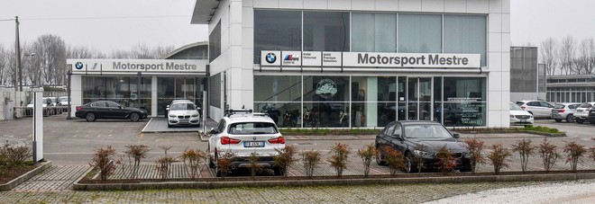 La sede di Mestre della Motorsport, concessionaria Bmw La sede di Mestre della Motorsport, concessionaria Bmw