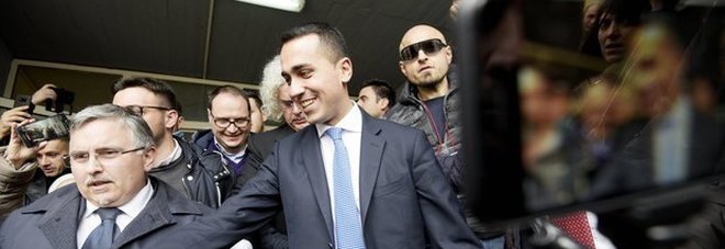 M5S, l'apertura sulle alleanze: "Nessun tabù"