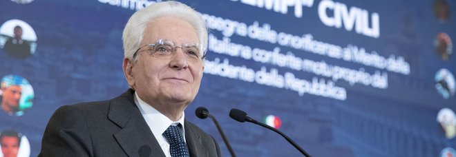 Mattarella ha consegnato le onorificenze OMRI conferite "motu proprio" il 20 dicembre 2019