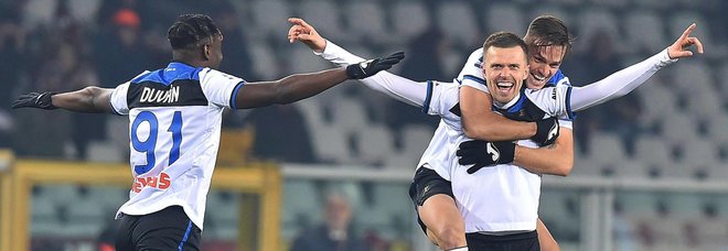 L'esultanza dell'Atalanta dopo il gol di Ilicic L'esultanza dell'Atalanta dopo il gol di Ilicic