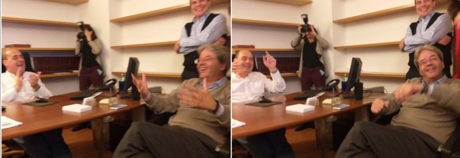 Elezioni europee, i sorrisi di Zingaretti e Gentiloni dopo il sorpasso del Pd sul Movimento 5 Stelle