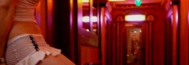 Roma, scoperta casa di appuntamenti sulla Casilina: arrestata la maitresse
