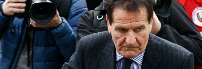 Lega Pro, Mario Macalli inibito per 6 mesi: «Venuto meno ai suoi doveri di imparzialità» Lega Pro, Mario Macalli inibito per 6 mesi: «Venuto meno ai suoi doveri di imparzialità»