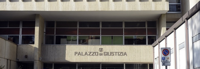 Mister avversario preso
a pugni: multa
da 1.200 euro al calciatore