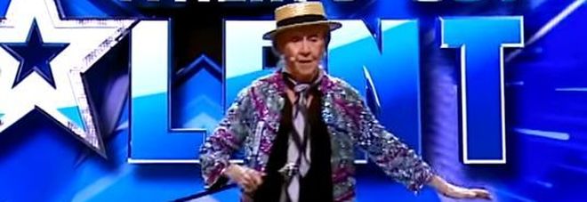Incredibile Claudia, a 94 anni canta e balla il tip tap in tv
