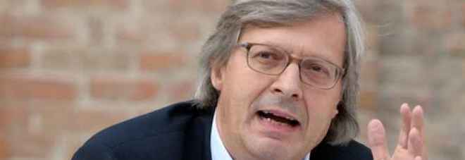 Vittorio Sgarbi, furto di opere d'arte in casa: trovato il ...