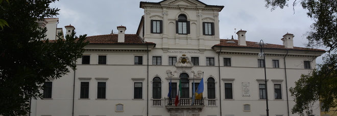 Palazzo Belgrado, sede della Provincia di Udine Palazzo Belgrado, sede della Provincia di Udine