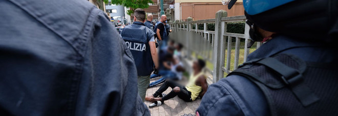 Maxi blitz in zona stazione a Mestre 500 agenti a caccia di pusher e droga Operazione in diretta Facebook /Vd