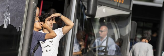 Sciopero, oggi lo stop a treni, bus, metro e navi DIRETTA Sciopero, oggi lo stop a treni, bus, metro e navi DIRETTA