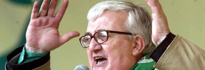 Milano, insulti razzisti a Kyenge: Borghezio condannato al risarcimento di 50mila euro Milano, insulti razzisti a Kyenge: Borghezio condannato al risarcimento di 50mila euro