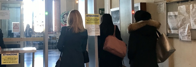 Prestava soldi a tassi
di usura, sessantenne
davanti ai giudici