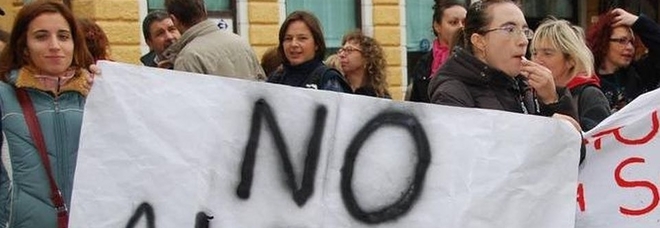 Scuola, sciopero generale il 17 maggio, fallisce il tavolo al ministero Scuola, sciopero generale il 17 maggio, fallisce il tavolo al ministero
