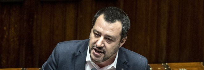Migranti, strappo M5S-Lega. "Global compact", l'Italia non firmerà. Conte: deciderà il Parlamento. Migranti, strappo M5S-Lega. "Global compact", l'Italia non firmerà. Conte: deciderà il Parlamento.