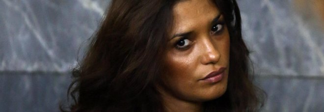 Imane Fadil, esami hi-tech e carotaggio degli organ per risolvere il giallo radioattività Imane Fadil, esami hi-tech e carotaggio degli organ per risolvere il giallo radioattività