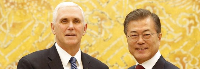 Pence e Moon (ansa) Pence e Moon (ansa)